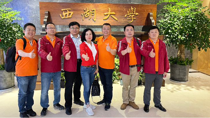 科技創(chuàng)新CEO特訓(xùn)營依斯倍環(huán)保走進(jìn)浙江，共同探討企業(yè)成長(zhǎng)治理之道